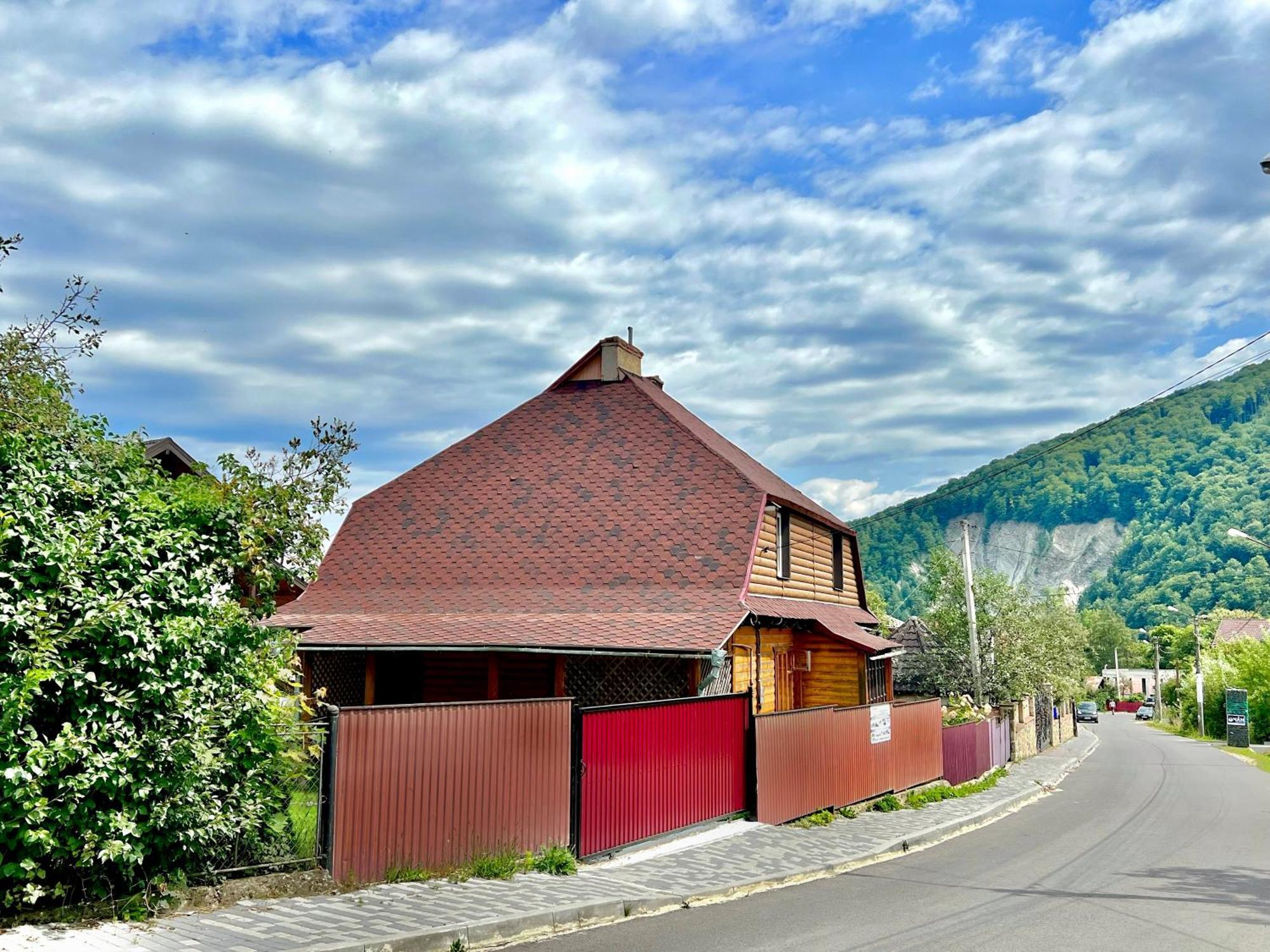 Хатинка Hotel Jaremtsje Buitenkant foto